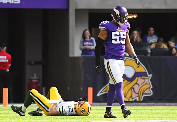 Anthony Barr’s hit on Aaron Rodgers knocked the Packers QB out for the rest of 2017.